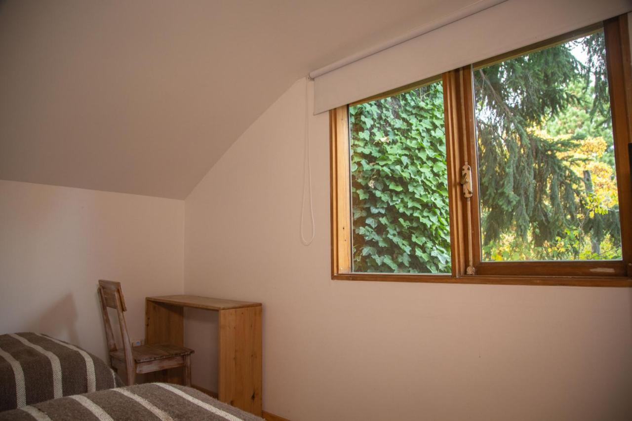 Raices Bed And Breakfast Coyhaique Exterior foto